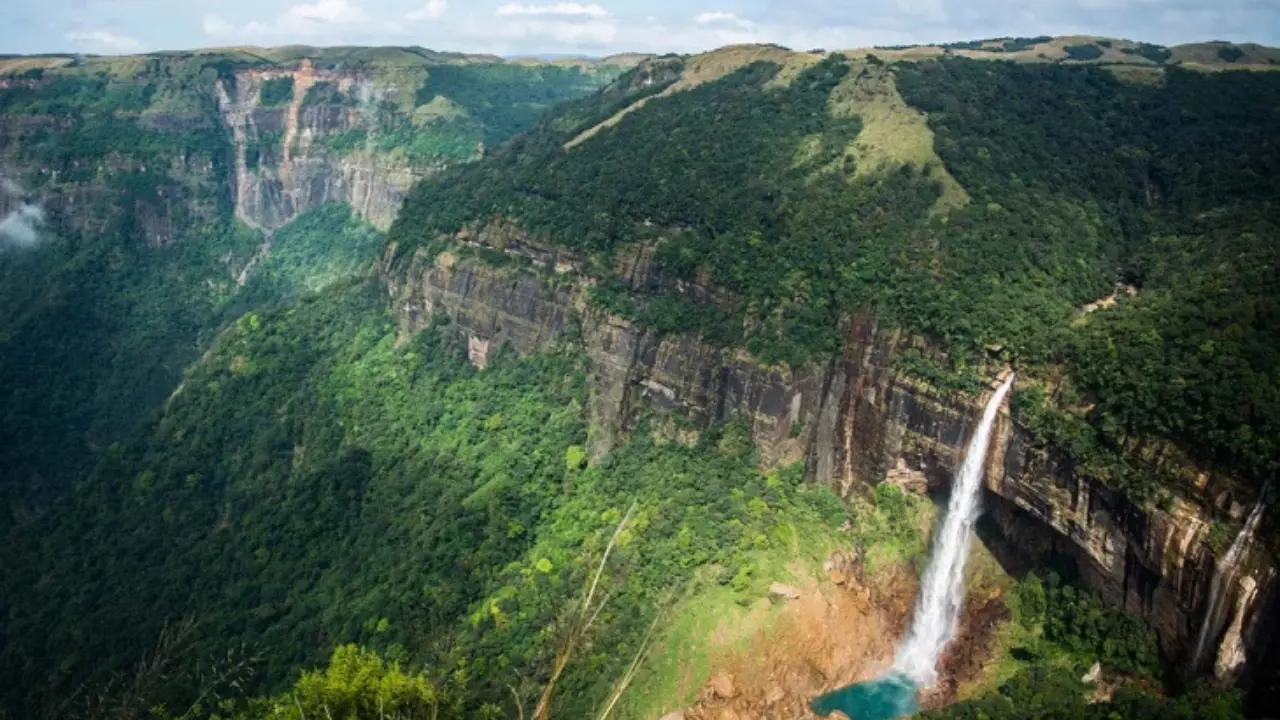 5 Must-Visit Waterfalls In India