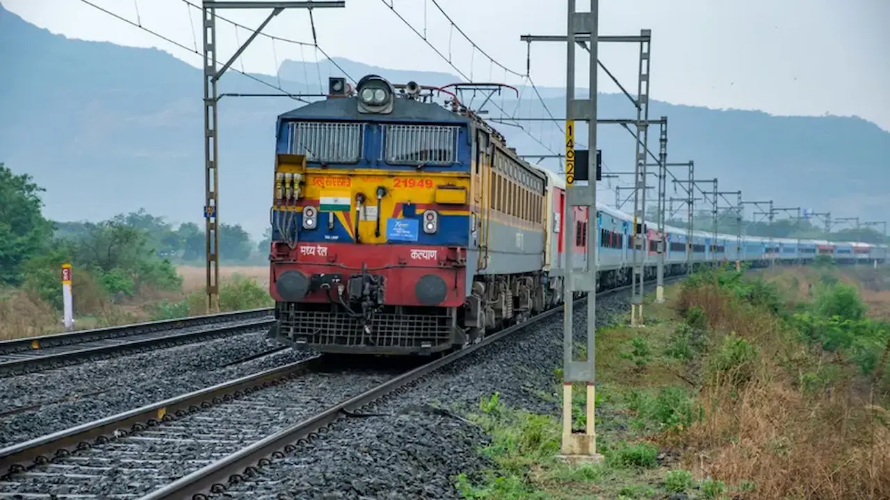 How-to-Book-an-Entire-Train-or-Coach